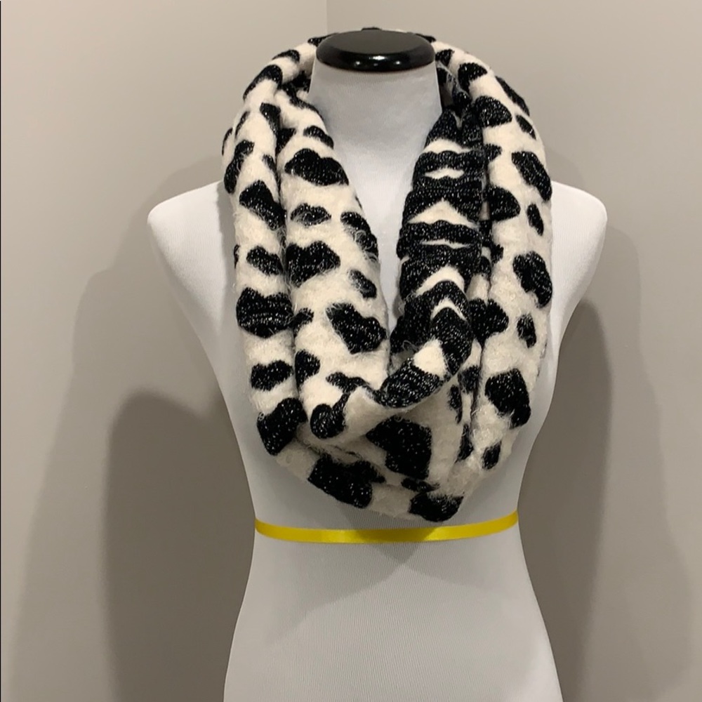 Heart printed reversible infinity scarf